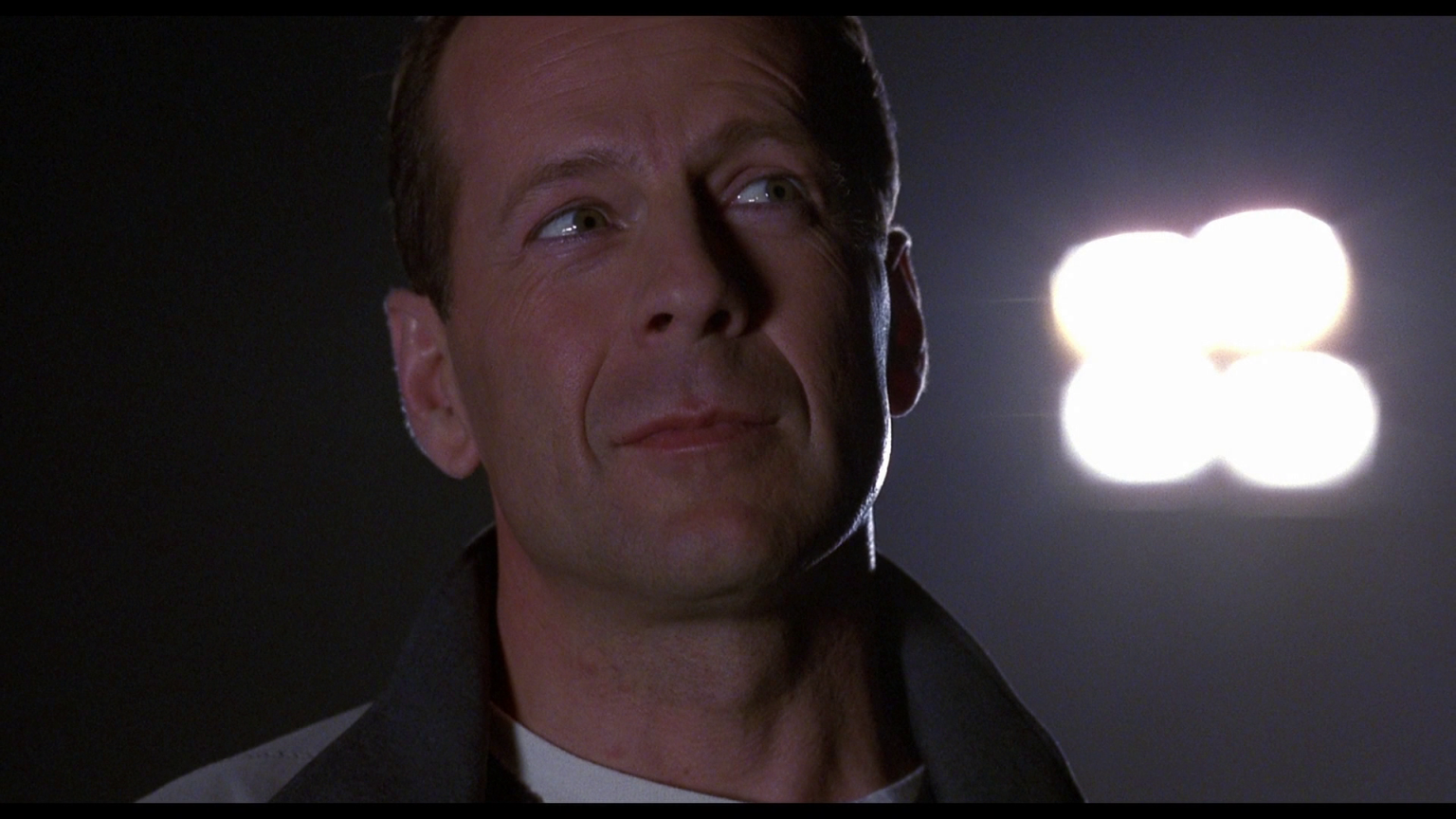 4K UHD & Bluray Reviews The Kid (2000) Bluray Review