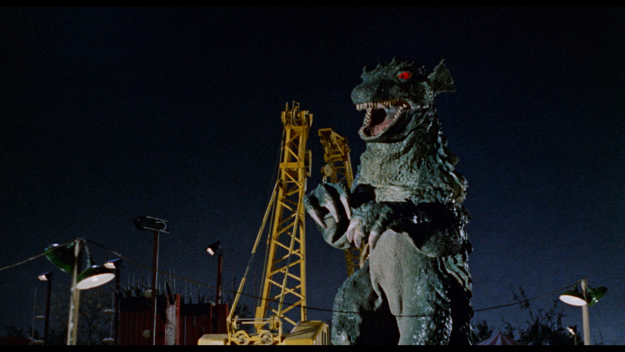 Годзилла 1961. Горго 1961 метро. Горго против годзиллы. Горго 1961. Горго 1961.