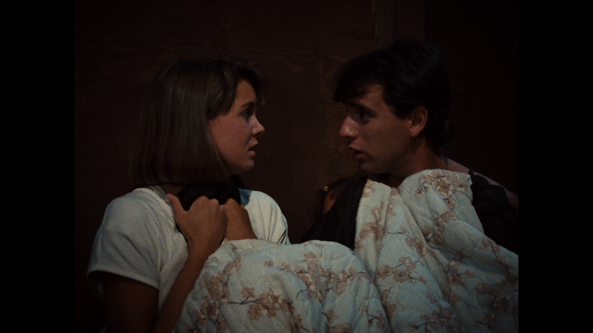 Paradise Bungalows Blu-ray Review